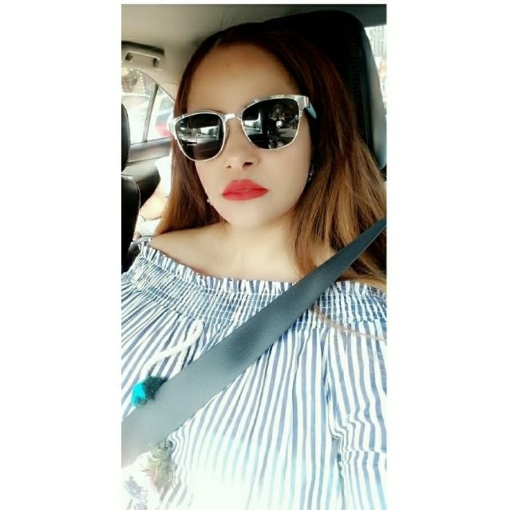 Meet your Posher, Eneroliza